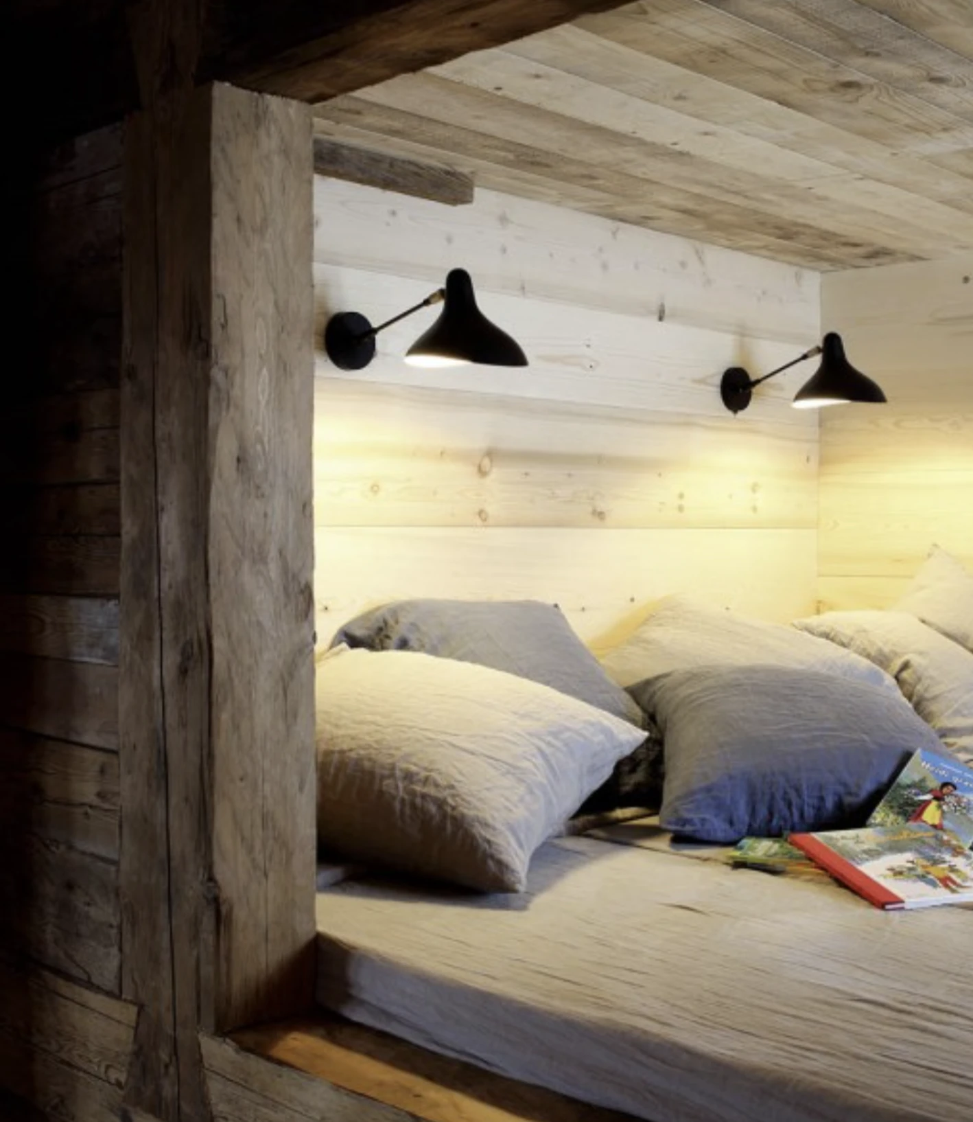 Mantis BS5 Wandleuchte Mit Lichtschalter – Bild 4