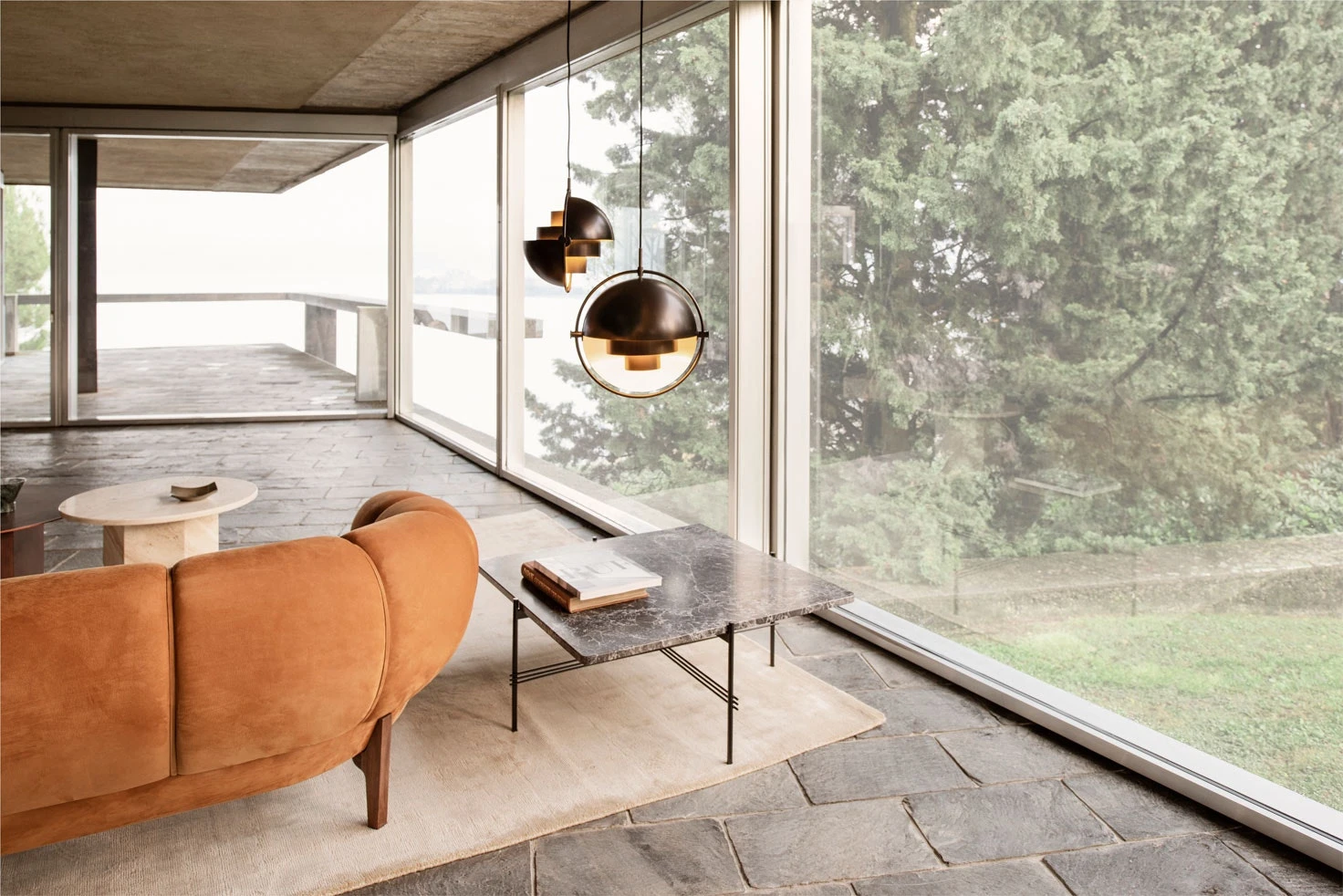 Gubi Multi-Lite Hängelampe Ø25,5 Cm, Schwarz Messing – Bild 5