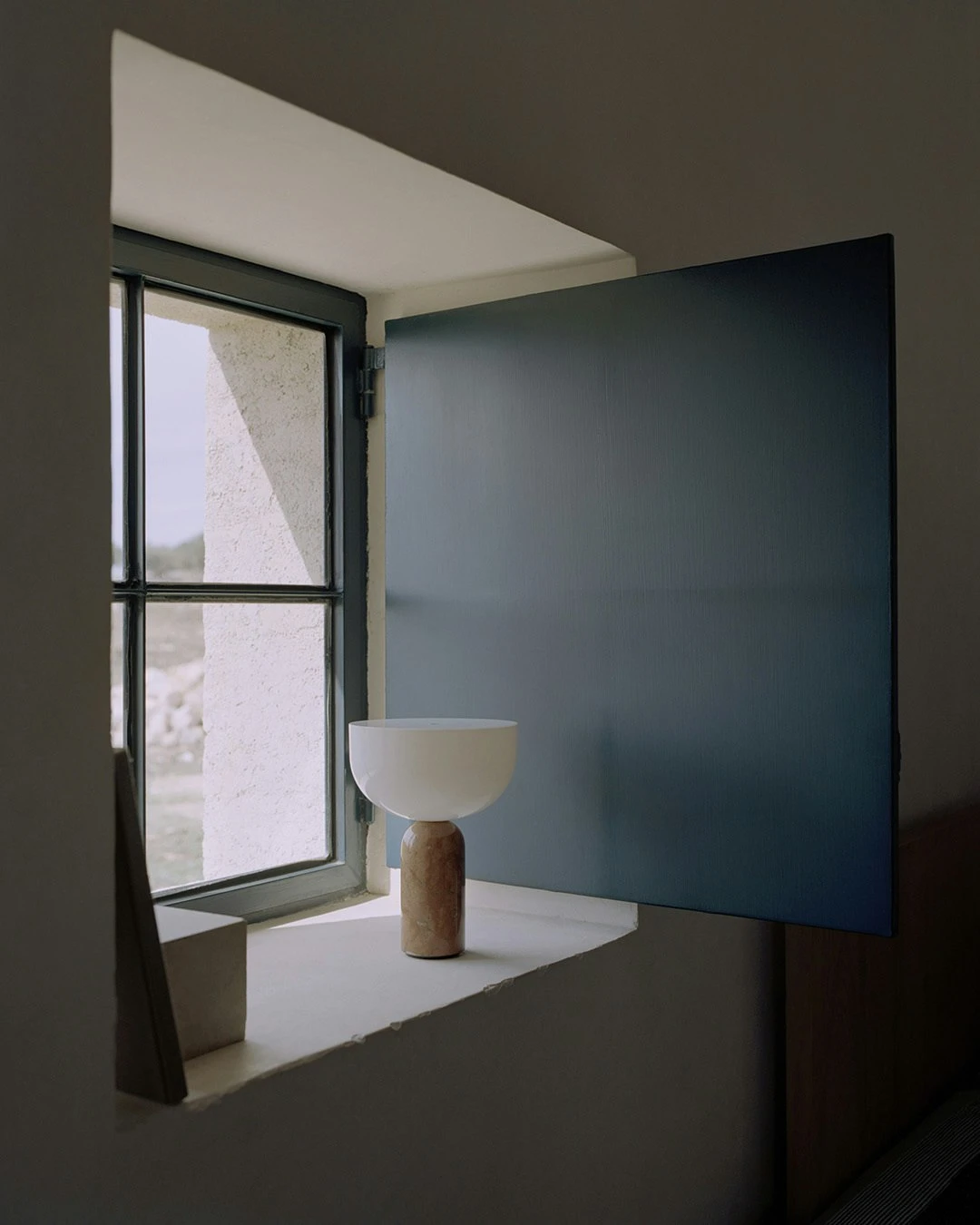 New Works Kizu Portable Tischlampe, Breccia Pernice – Bild 6